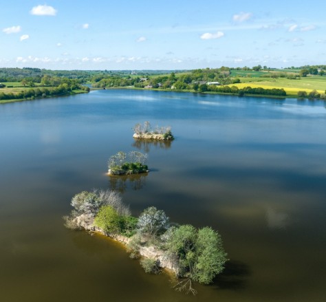 le lac de la cantache